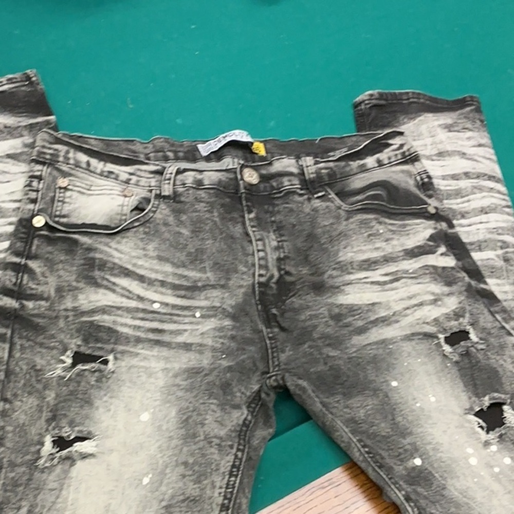 Urban Edge Distressed Skinny Jeans - Black and Gray